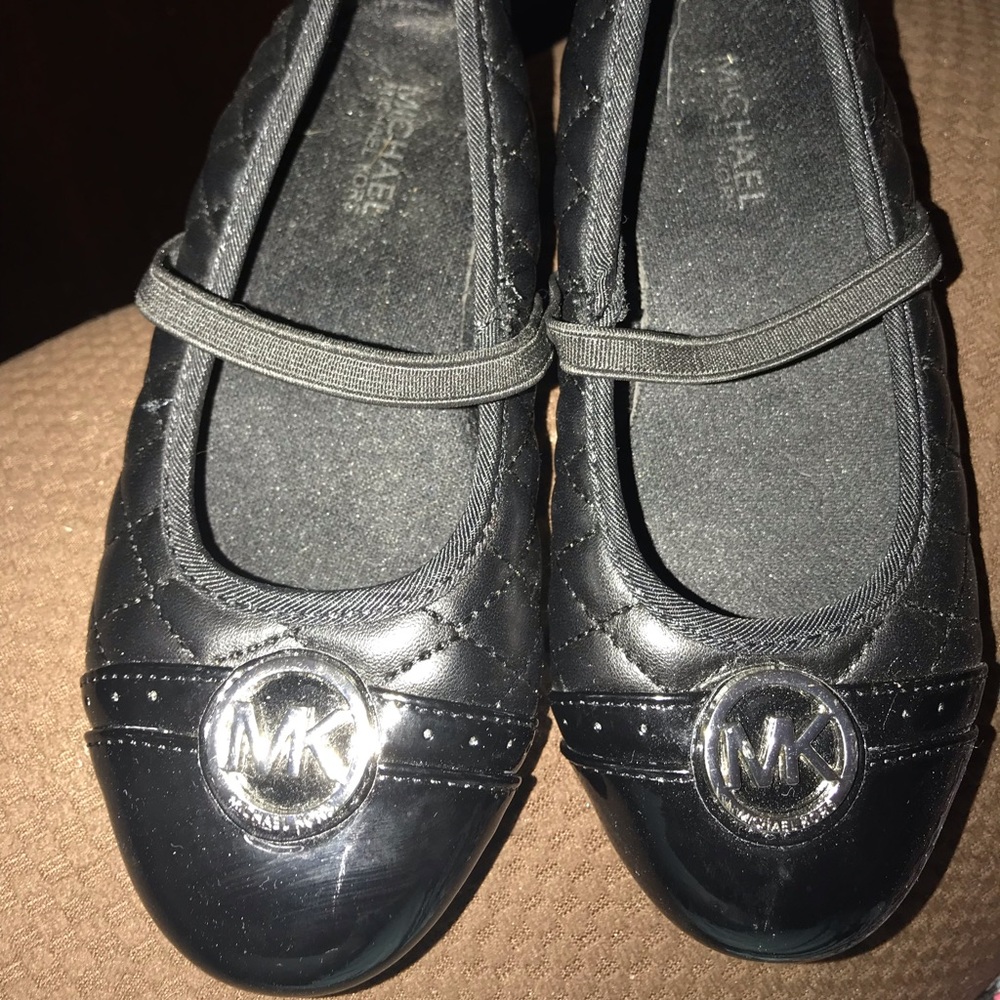 Michael Kors girls flats